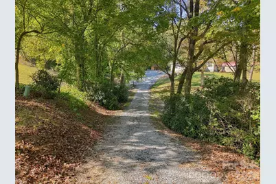375 Lanning Mill Road, Hendersonville, NC 28792 - Photo 6