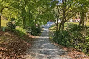 375 Lanning Mill Rd, Hendersonville, NC 28792 - Photo 6