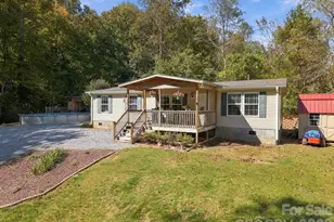 375 Lanning Mill Rd, Hendersonville, NC 28792 - Photo 4