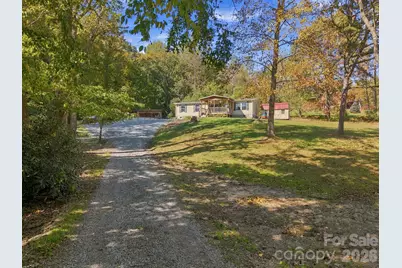 375 Lanning Mill Road, Hendersonville, NC 28792 - Photo 2