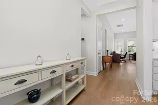 4404 Moxie Wy, Charlotte, NC 28215 - Photo 10