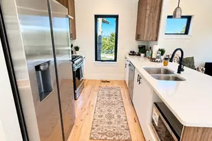 3 Locust St, Asheville, NC 28804 - Photo 6