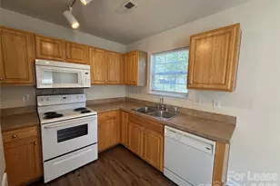 7805 McGarry Trail, Charlotte, NC 28214 - Photo 4