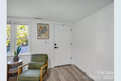 913 Dorothy Street, Hendersonville, NC 28791 - Photo 4
