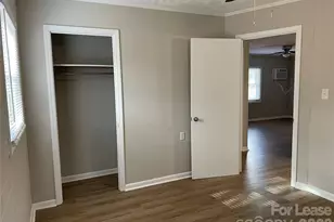 172 Drum St, Lincolnton, NC 28092 - Photo 14
