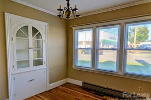 119 Ridgeway Ave, Statesville, NC 28677 - Photo 6