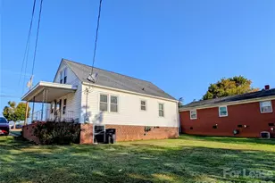 119 Ridgeway Ave, Statesville, NC 28677 - Photo 12