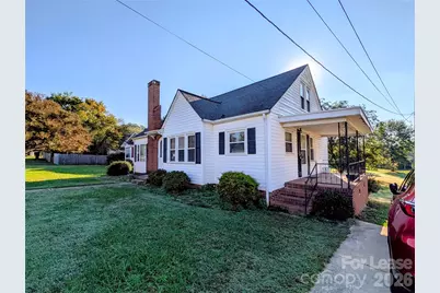 119 Ridgeway Avenue, Statesville, NC 28677 - Photo 2