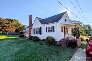 119 Ridgeway Ave, Statesville, NC 28677 - Photo 2