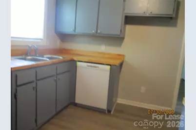 321 Oak Street Street, Mooresville, NC 28115 - Photo 6