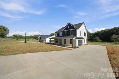 1511 Lingerfelt Farm Drive #3, Bessemer City, NC 28016 - Photo 2