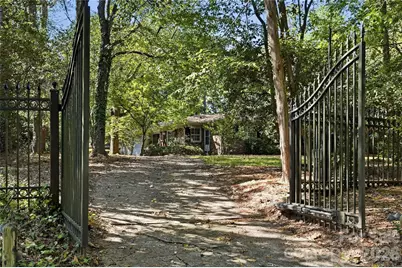 7600 Park Road, Charlotte, NC 28210 - Photo 2
