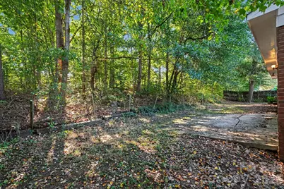 306 Hubbard Street, Lincolnton, NC 28092 - Photo 32