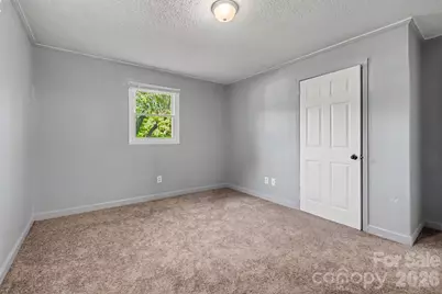 306 Hubbard Street, Lincolnton, NC 28092 - Photo 26