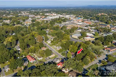 407 3rd Avenue SE, Hickory, NC 28602 - Photo 20