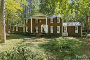 227 Camelot Dr, Salisbury, NC 28144 - Photo 2