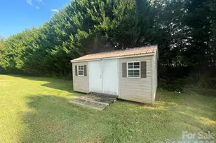 176 Carolina Paradise Rd, Rutherfordton, NC 28139 - Photo 24