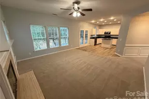 9339 Autumn Applause Dr, Charlotte, NC 28277 - Photo 2