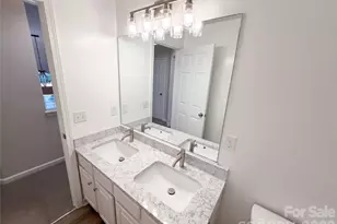 9339 Autumn Applause Dr, Charlotte, NC 28277 - Photo 20