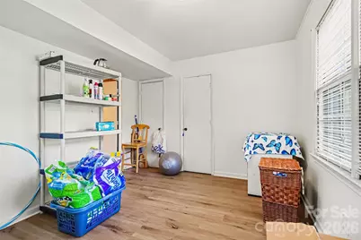 4701 Farm Pond Lane, Charlotte, NC 28212 - Photo 14