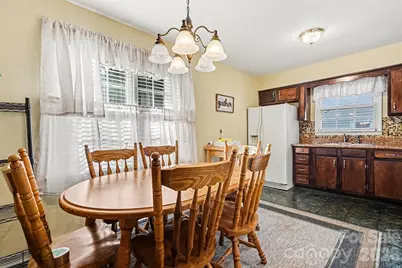 4701 Farm Pond Lane, Charlotte, NC 28212 - Photo 4