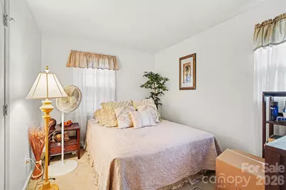 4701 Farm Pond Lane, Charlotte, NC 28212 - Photo 18