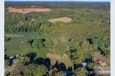 1483 Washington Lane, Catawba, NC 28609 - Photo 4