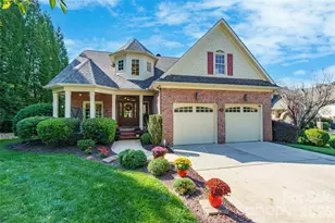 185 E Tattersall Dr, Statesville, NC 28677 - Photo 1