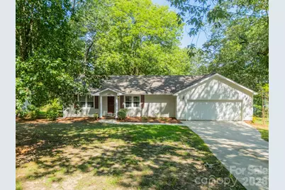 1077 E Shore Drive, Lancaster, SC 29720 - Photo 6