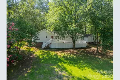 1077 E Shore Drive, Lancaster, SC 29720 - Photo 14