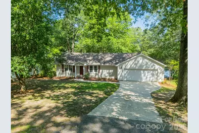 1077 E Shore Drive, Lancaster, SC 29720 - Photo 2