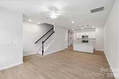 4632 Lakeview Road #6, Charlotte, NC 28216 - Photo 2