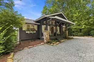 407 Crescent Moon Ln, Cashiers, NC 28717 - Photo 2