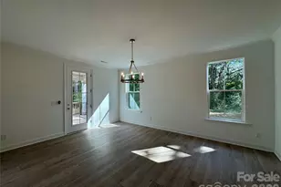 8768 Sherrills Ford Rd, Sherrills Ford, NC 28673 - Photo 10