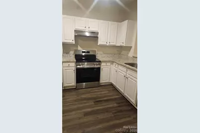 8013 Stoneham Street, Matthews, NC 28105 - Photo 20