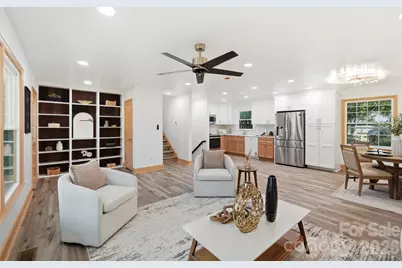 6131 Coach Hill Lane, Charlotte, NC 28212 - Photo 8