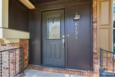 6131 Coach Hill Lane, Charlotte, NC 28212 - Photo 4
