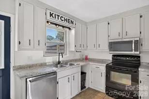 817 Mitchell Ave, Salisbury, NC 28144 - Photo 2