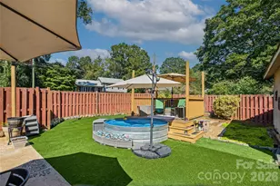 6101 Rose Valley Dr, Charlotte, NC 28210 - Photo 36
