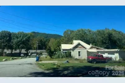 63 Goodyear Street, Waynesville, NC 28786 - Photo 4