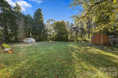 640 Diamondhead Drive, Lenoir, NC 28645 - Photo 26