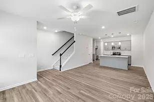 4614 Lakeview Rd, Charlotte, NC 28216 - Photo 2