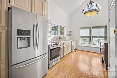 743 S College Avenue, Newton, NC 28658 - Photo 16