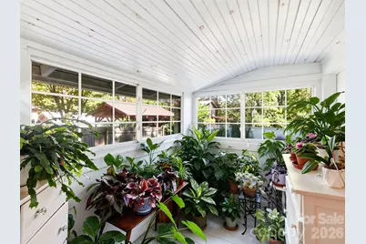 404 Montreat Road, Black Mountain, NC 28711 - Photo 18