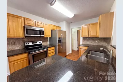4315 Enoch Drive, Charlotte, NC 28269 - Photo 8
