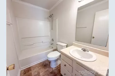 6807 Wandering Creek Drive, Charlotte, NC 28216 - Photo 18