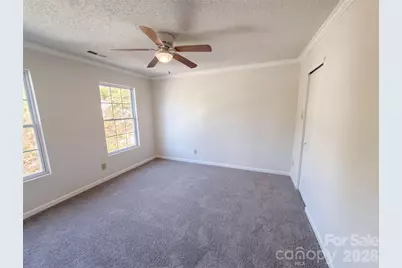 6807 Wandering Creek Drive, Charlotte, NC 28216 - Photo 16