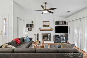 1702 Renard Ridge Rd, Charlotte, NC 28212 - Photo 10