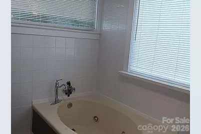 4831 Sulphur Springs Road NE, Hickory, NC 28601 - Photo 28