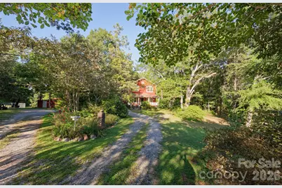 700 N Trade Avenue, Landrum, SC 29356 - Photo 4
